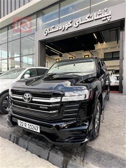 تويوتا لاندكروزر